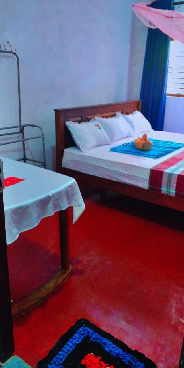 מלון Mirissa Niraj Guest חדר תמונה